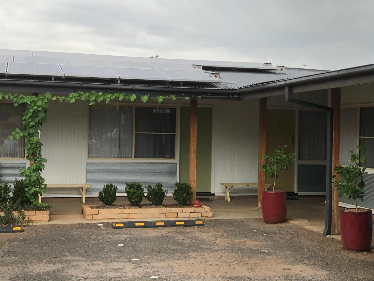 Memphis Motor Inn Parkes Exterior foto